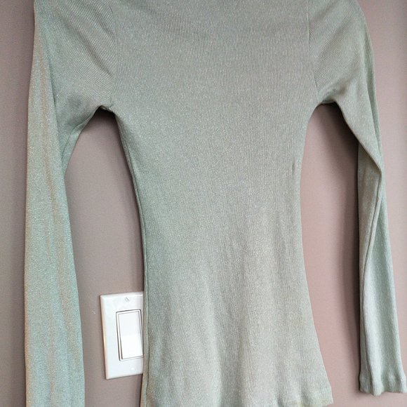 Charlotte Tarantola top - small - soft green - Picture 6 of 8